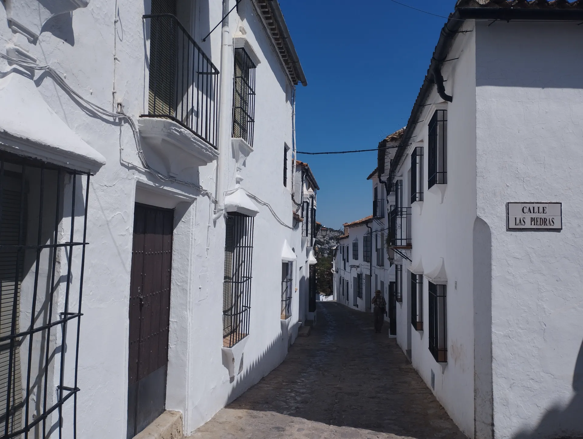 Why are the towns of Andalusia white?